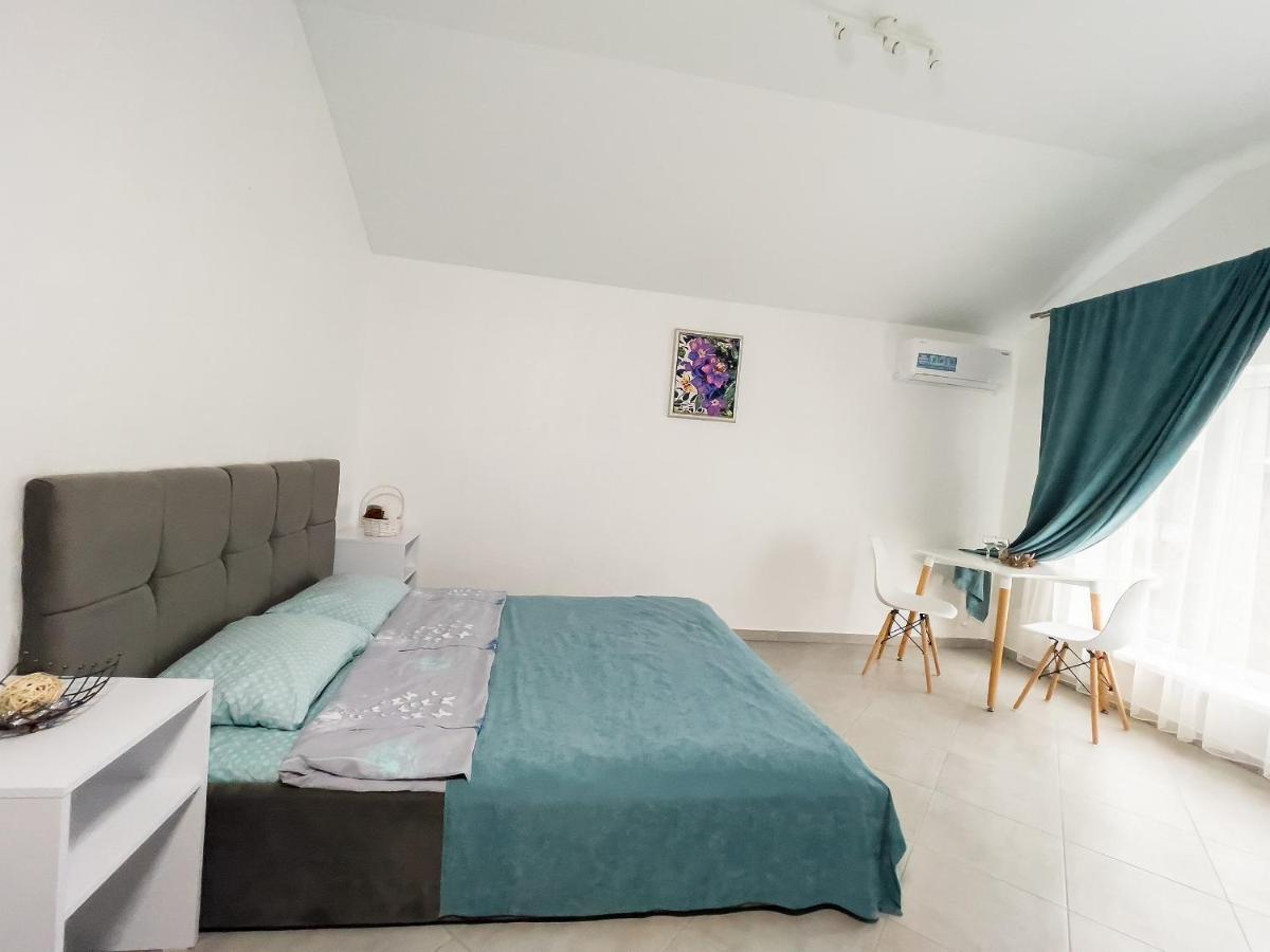лофт-студія Apartment Kyiv